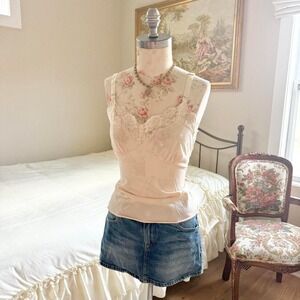 ivory lace camisole fits like a medium soft 90s